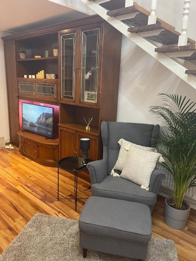 Vintage Home In The Heart Of The City ブダペスト エクステリア 写真